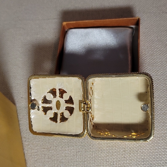 Cristiani Collezione Crystal Jeweled Box - Picture 8 of 8